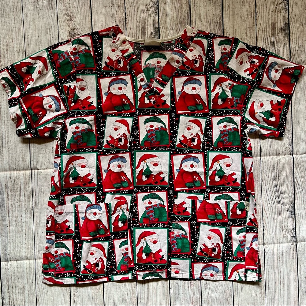 ▪️Santa and Snowman Scrub Top▪️